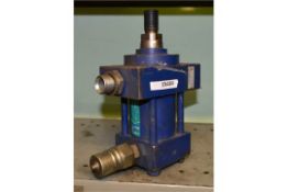 1 x Helipebs Hydraulic Cyclinder - CL202 - Ref EN484 - Location: Worcester WR14