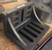 1 x ANGLE PLATE