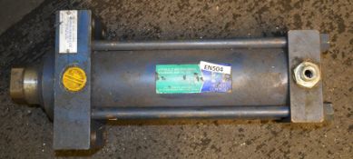1 x Helipebs Hydraulic Cyclinder - CL202 - Ref EN504 - Location: Worcester WR14