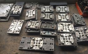 Approx 27 x Erowa Swiss Plates