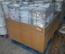 Approx. 24 x 20 Litre Assorted Tins of Paint inc. Roof & Tile, Block Pave Sealer + More - Ref: DRT0