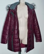 1 x Steilmann KSTN By Kirsten Womens Coat - Features Hood With Detachable Faux Fur Trim And Zipped