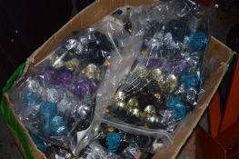 1 x Large Box of George Hair Clips - CL011 - Location: Altrincham WA14