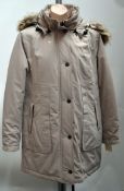 1 x Steilmann Womens Easy Care Winter Coat - Windproof - Features Hood With Detachable Faux Fur Trim