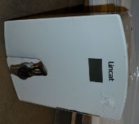 1 x Lincat WMB3F/W 3.5 Ltr FilterFlow Wall Mounted Boiler - Ref: FJC003 - CL124 - Location: Bolton