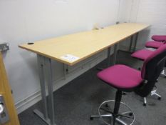 3600mm x 800mm x 1000mm high 'breakfast bar ' styl