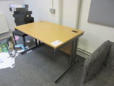 1200mm x 800mm cantilever computer desk.