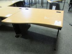 1200 x 1000 shaped cantilever computer desk with c