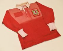 WALES INTERNATIONAL FOOTBALL JERSEY MATCH-WORN BY DEREK TAPSCOTT v YUGOSLAVIA, 22nd SEPTEMBER