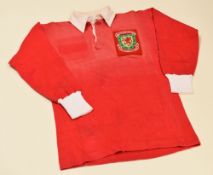WALES INTERNATIONAL FOOTBALL JERSEY MATCH-WORN BY RAY DANIEL v IRELAND 1951/52 bearing No.5 to the