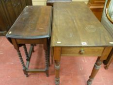 A Victorian mahogany Pembroke table with single end drawer on turned tapering supports, 74 x 98