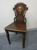 A VICTORIAN MAHOGANY SHIELD BACK HALL CHAIR, 87 cms high