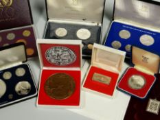 A PARCEL OF COINS SETS INCLUDING PROOF SETS etc