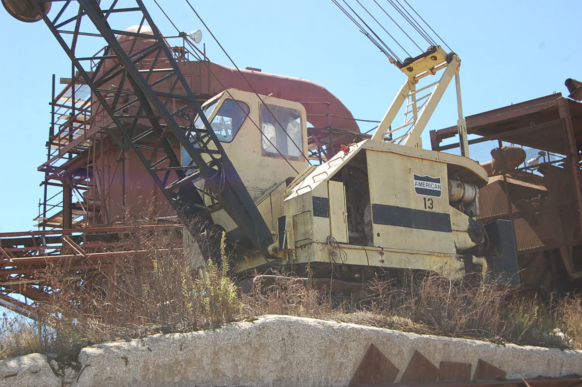 American Crane Believed 700 Series, Approx. 50 ft. Boom, Crawler Base, ID #13, Includes Grapple - Image 2 of 3