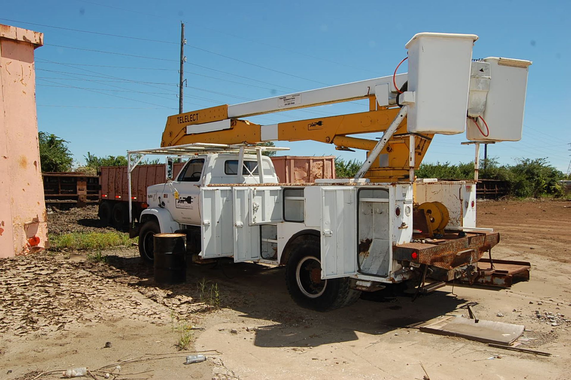 1988 General Motors GMC Diesel 7000 Boom Truck, VIN #1GDM7DIY8KV505889, Includes AMF Power Line
