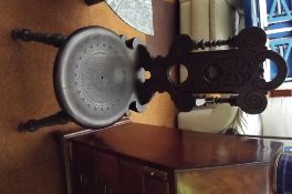 Victorian oak hall chair on bobbin turned legs