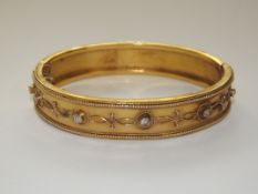 An antique 15ct gold (625 hallmark) yellow gold ba