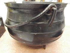 Cooking cauldron