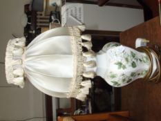 Mason's Ironstone table lamp
