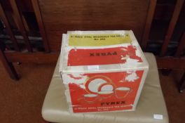 Pyrex dinner set