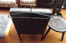 Buttoned stool/valet