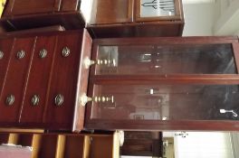 Victorian mahogany bookcase over 4 drawers (shelve
