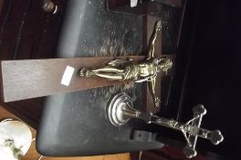 2 crucifixes