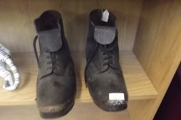 Pair vintage clogs approx size 10