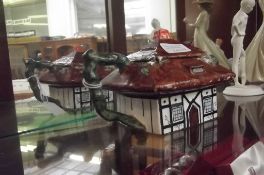 Heincocks tea pot