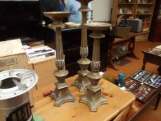 3 candle sticks
