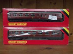 2 boxed Hornby railway carriages