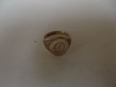 Gent's 9 ct gold signet ring