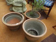 3 terracotta garden pots