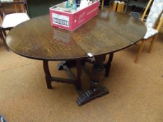 Drop leaf table