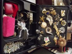 Large case of costume jewellery