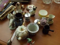 Large collection of collectable to include a Beswi