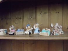 7 pieces of Pendelfin