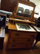 Edwardian walnut dressing table