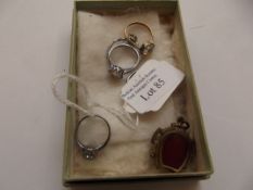 5 ladies rings and one other