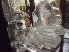 Golfing trophy and one other