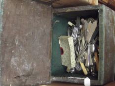 Slipper box and content