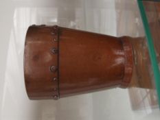 Doulton Lambeth Slicon beaker