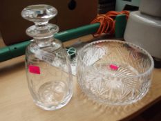 Stuart crystal decanter with a Edinburgh fruit bow