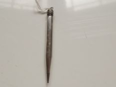 Silver propelling pencil