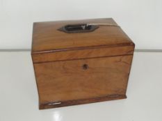 Victorian vacant travelling case, the plush lined
