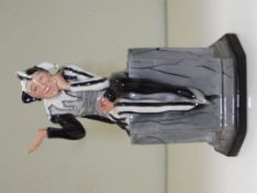 Carlton Ware limited edition 215/500 figure of a s