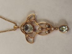 9 carat art nouveau style pendant with aquamarine