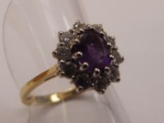 18ct yellow gold ring set with diamonds and centra