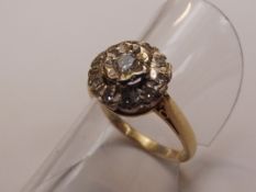 18ct gold diamond cluster ring size L