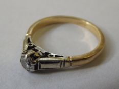 18 carat gold and solitaire diamond ring, size L